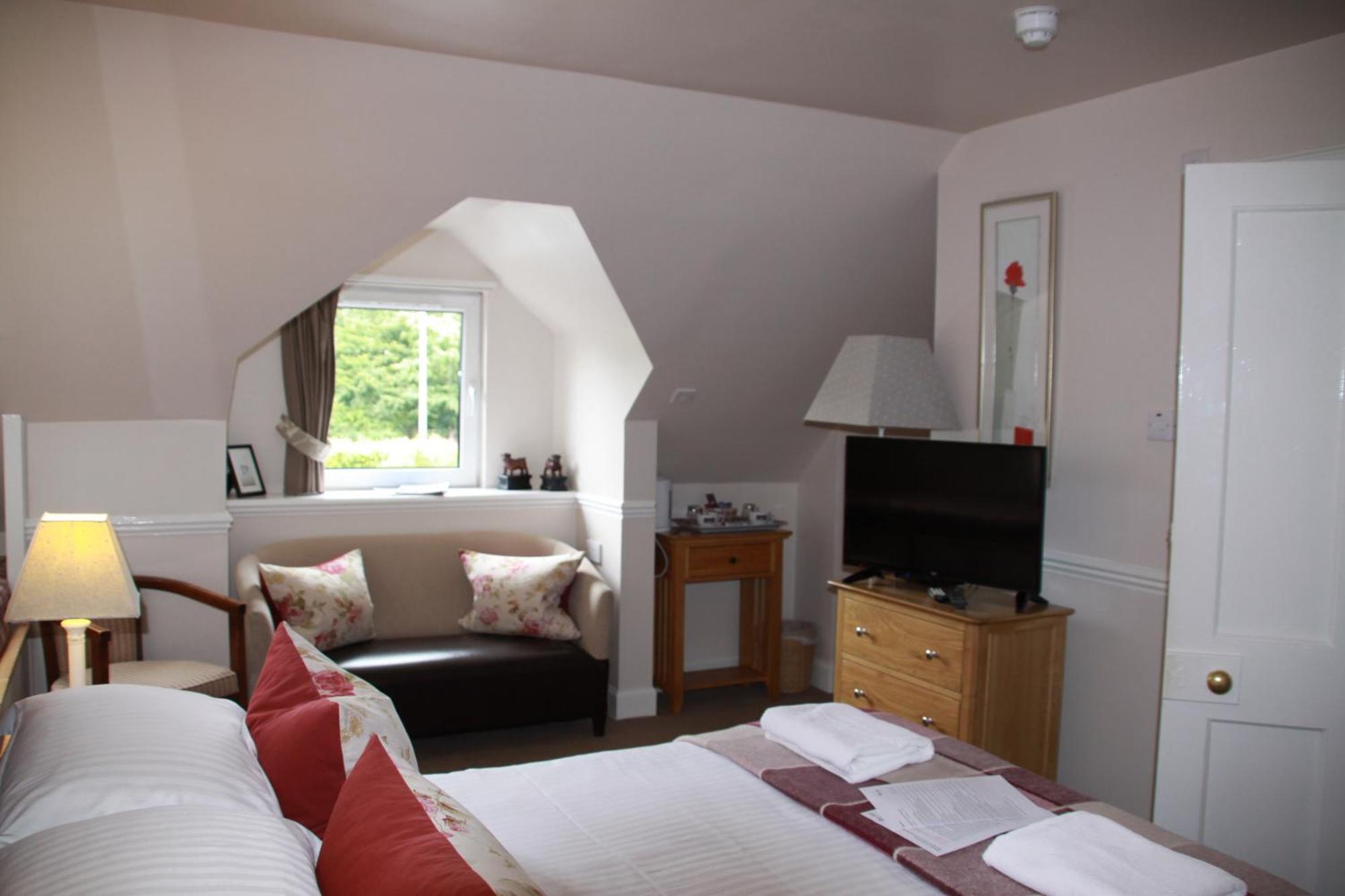 The Inn On The Tay พิทลอครี ภายนอก รูปภาพ